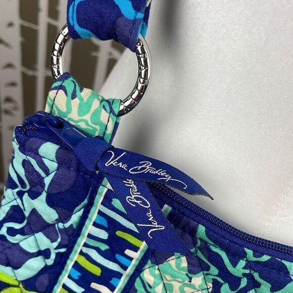 Vera Bradley Katalina Blues Quilted Crossbody Retired - Picture 10 of 10